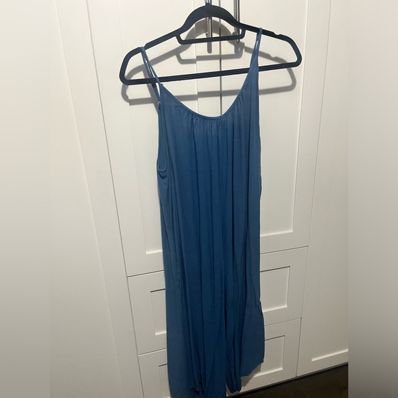 Casual airy loose fit romper - Picture 2 of 2